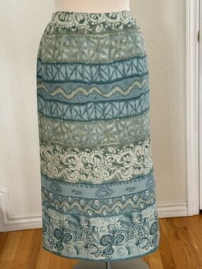 Norton McNaughton Teal and Sage Patterned Maxi Skirt